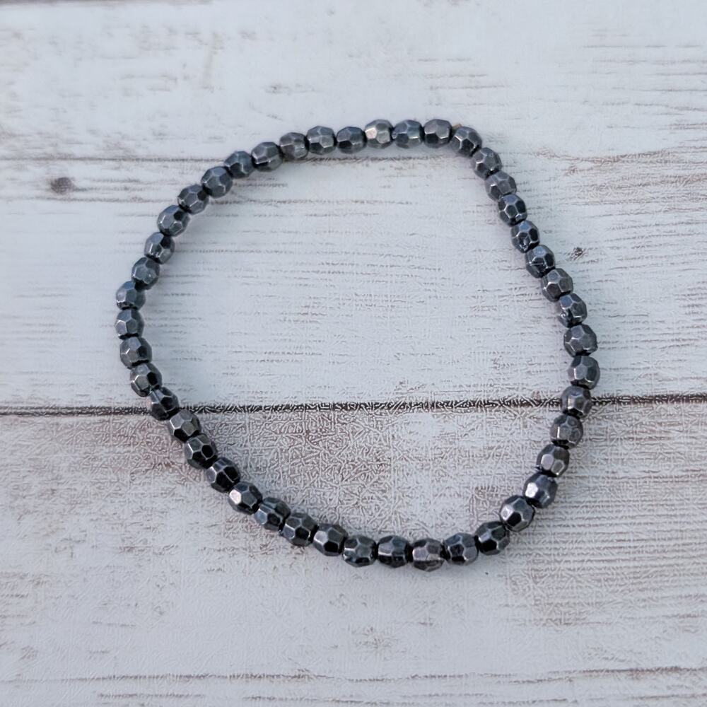 Vintage Stretch Bracelet Dainty & Thin Dark Tone